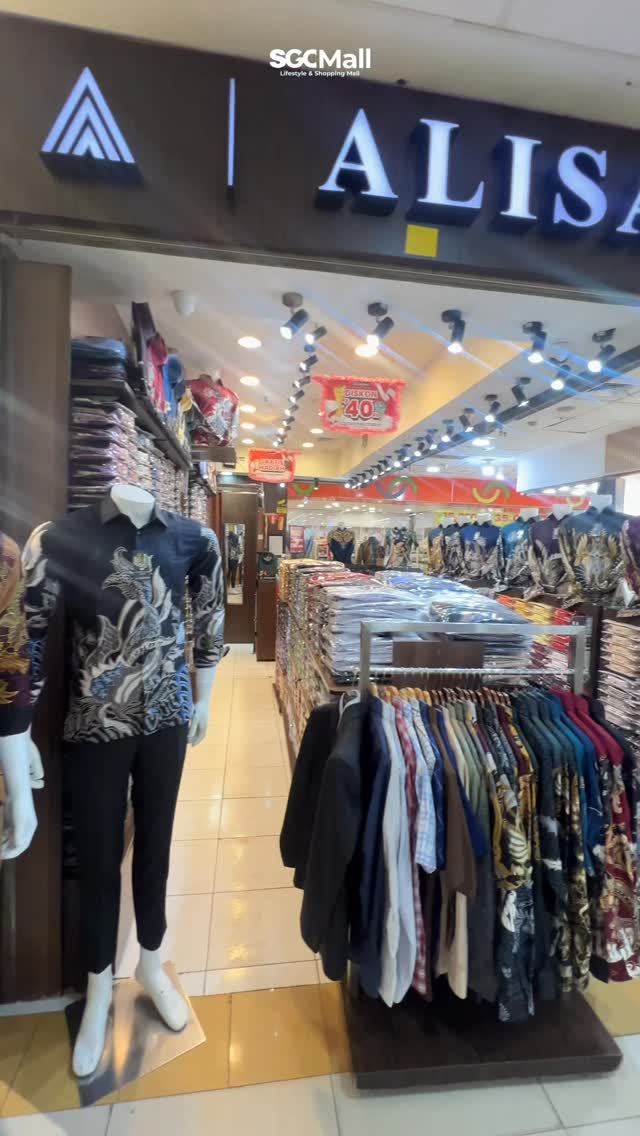 Menjelang Hari Batik, waktunya hunting batik!
Mimin udah siapin list toko batik affordable yang bisa kamu jadiin tujuan belanja bulan ini.
#batikcowok #batikkerja #batiknusantara #sgcmall